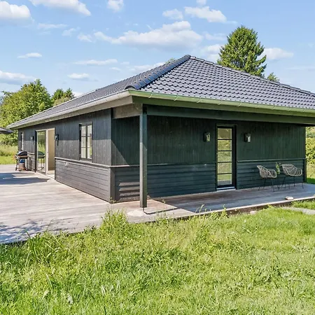 Brand New Near & Gilleleje Hébergement de vacances